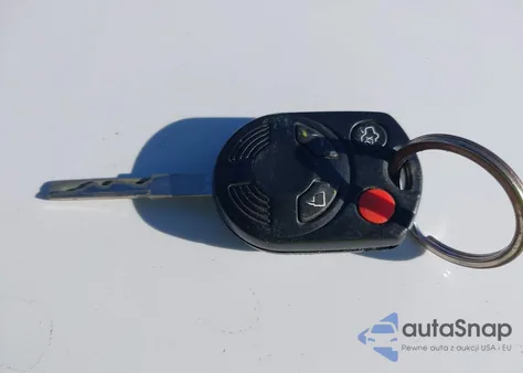 2014 Ford Focus Se z USA, uszkodzony, nr VIN 1FADP3F25EL257402